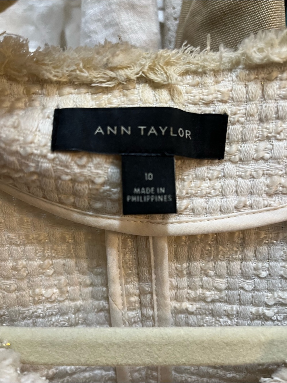 Classic Cream Tweed Ruffle Jacket - - Picture 3 of 3